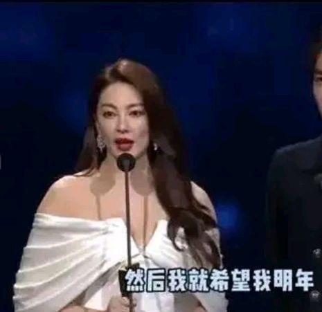 张小寒爆料小提琴视频,琴音悠扬引网友热议