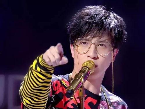 薛之谦爆料视频摔话筒,揭秘背后真相与情感纠葛 第2张 薛之谦爆料视频摔话筒,揭秘背后真相与情感纠葛 第2张