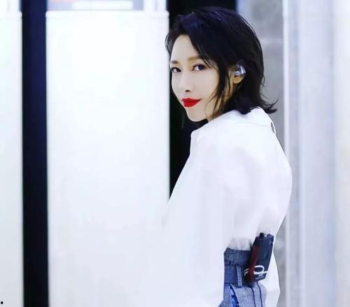 娱乐圈真实爆料王源是谁,王源的真实身份与背后故事 第2张 娱乐圈真实爆料王源是谁,王源的真实身份与背后故事 第2张