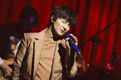 圈内八卦爆料周深,揭秘华语乐坛“音色王子”的幕后故事