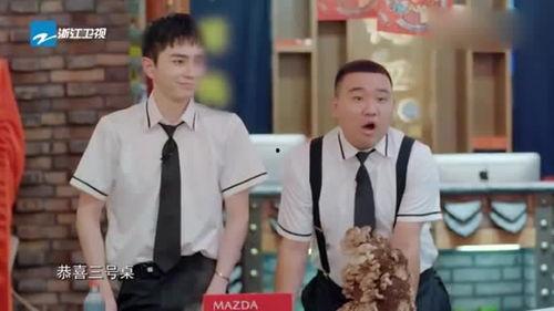 圈内八卦爆料周深,揭秘华语乐坛“音色王子”的幕后故事 第3张 圈内八卦爆料周深,揭秘华语乐坛“音色王子”的幕后故事 第3张