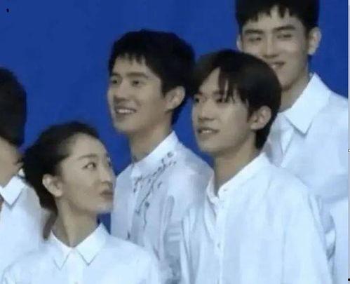 娱乐圈吃瓜少年日常,吃瓜少年的日常揭秘 第2张 娱乐圈吃瓜少年日常,吃瓜少年的日常揭秘 第2张