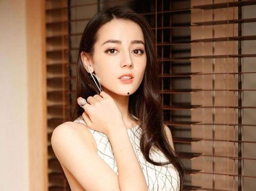 小椋香织在线观看,沉浸式体验日本动漫魅力 第3张 小椋香织在线观看,沉浸式体验日本动漫魅力 第3张